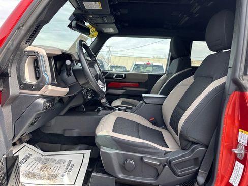 Used 2022 Ford Bronco Wildtrak AWD/4WD image 9