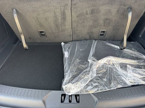 New 2026 Ford Explorer Active image 18