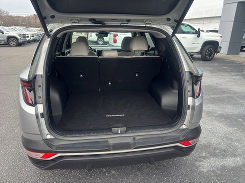 Used 2023 Hyundai Tucson SEL w/ Convenience Package image 9