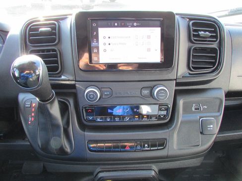 Used 2023 RAM ProMaster 2500 w/ Driver Convenience Group image 20