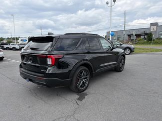 Used 2026 Ford Explorer ST-Line w/ ST-Line Street Pack AWD/4WD video 3