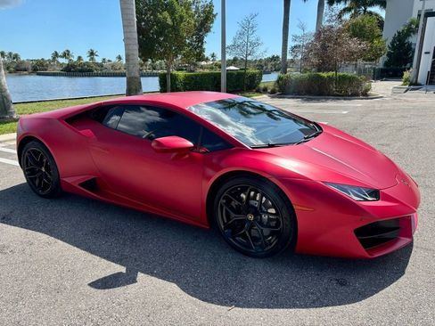 Used 2016 Lamborghini Huracan LP 580-2 RWD image 4