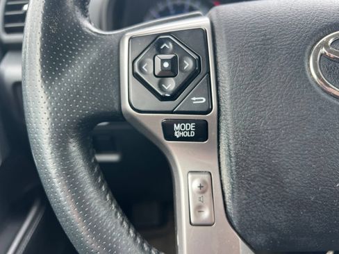 Used 2015 Toyota 4Runner SR5 RWD image 13