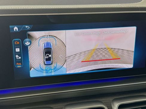 New 2026 Mercedes-Benz GLE 53 AMG 4MATIC image 17