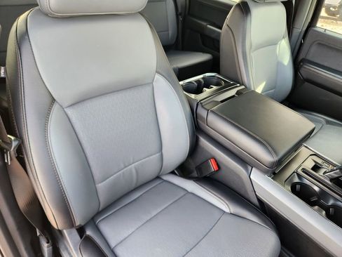 Used 2024 Ford F150 Lightning Lariat image 20