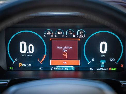 Certified 2022 Ford F150 Lariat w/ Equipment Group 502A High image 28