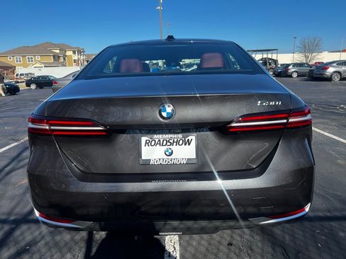 Used 2025 BMW 530i image 8