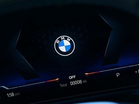 New 2026 BMW 330i xDrive Sedan w/ Premium Package image 28