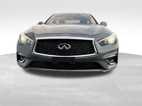 Used 2019 INFINITI Q50 Luxe w/ Essential Package (3.0T Luxe) image 2