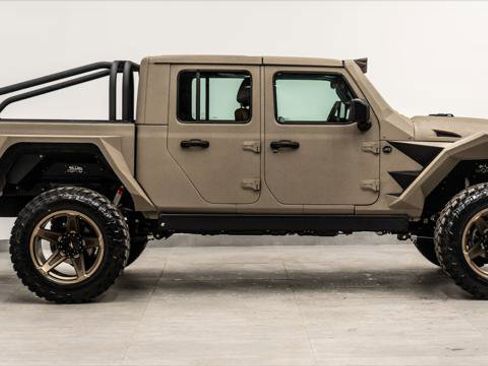 Used 2026 Jeep Gladiator Sport image 6