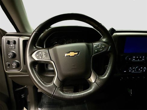 Used 2018 Chevrolet Silverado 1500 LT w/ All Star Edition image 11