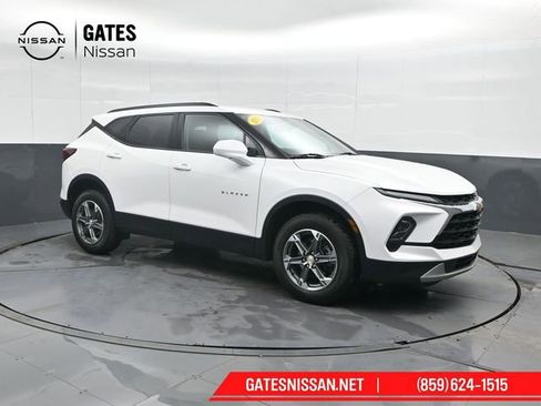 Used 2024 Chevrolet Blazer LT w/ Convenience Package image 4