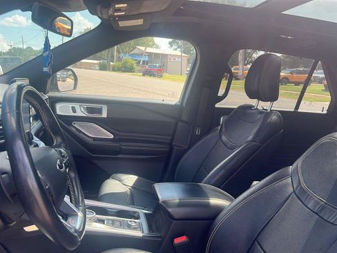Used 2020 Ford Explorer ST w/ ST Street Pack AWD/4WD image 3