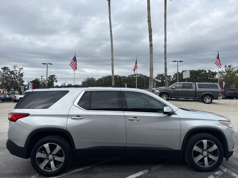 Used 2019 Chevrolet Traverse LT w/ LT Premium Package image 6