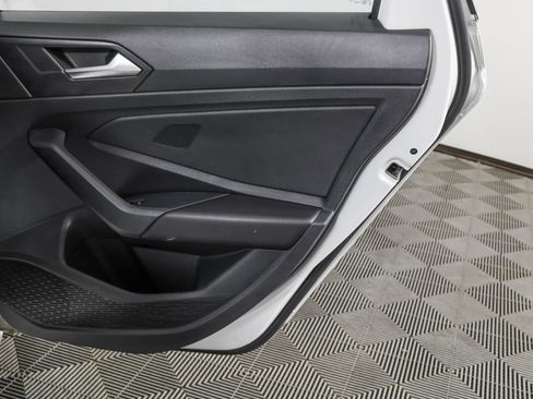 Used 2023 Volkswagen Jetta SE FWD image 41