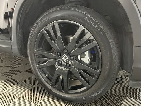 Used 2022 Honda Pilot Special Edition image 3