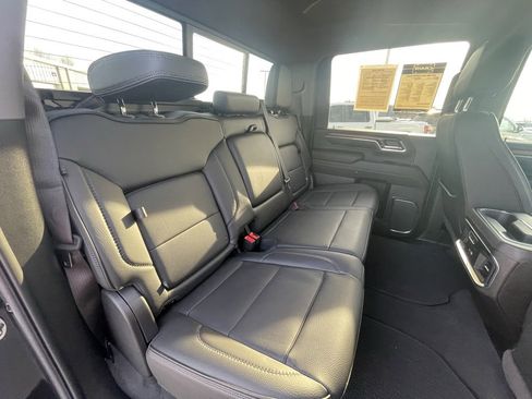 Used 2024 GMC Sierra 2500 Denali w/ Denali Reserve Package image 28