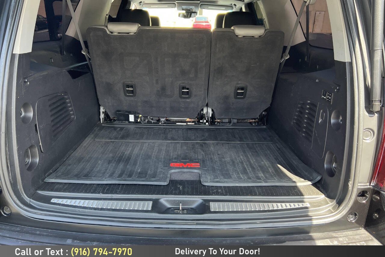 Used 2020 Chevrolet Suburban LT AWD/4WD image 12