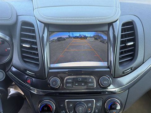 Used 2014 Chevrolet Impala LT w/ Premium Seating Package image 21