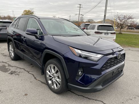 Used 2024 Toyota RAV4 XLE Premium image 2