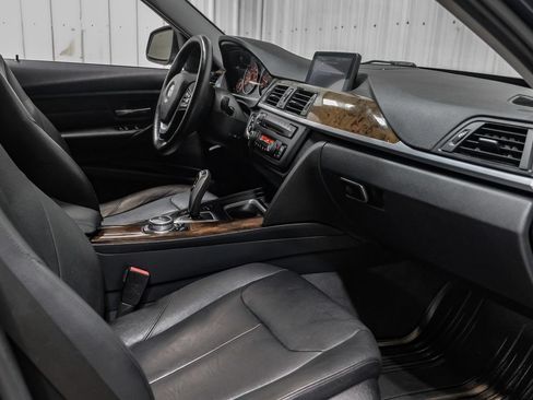 Used 2015 BMW 328i xDrive Sedan AWD/4WD image 10