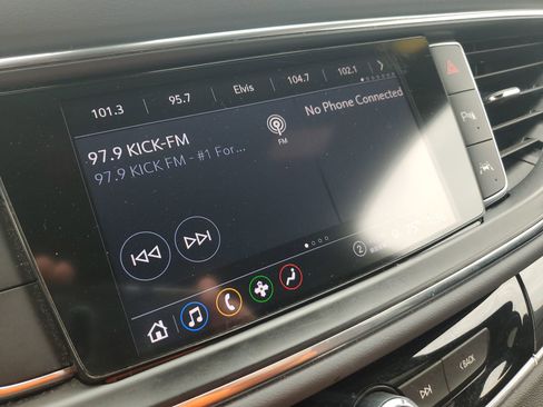 Used 2022 Buick Enclave Essence w/ Sport Touring Edition FWD image 21
