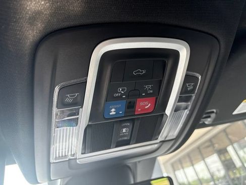 Used 2022 RAM 1500 Laramie w/ Sport Appearance Package AWD/4WD image 14