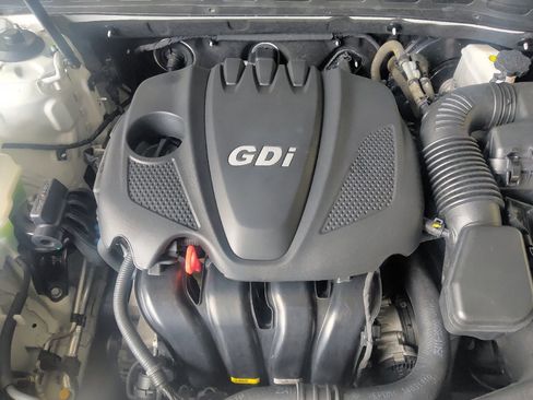 Used 2015 Kia Optima LX FWD image 30