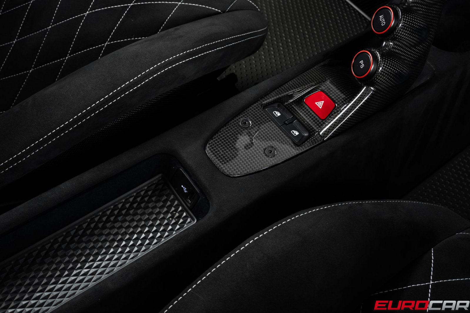 Used 2015 Ferrari 458 Speciale Coupe RWD image 37