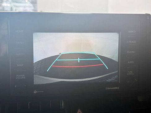 Used 2022 Toyota RAV4 XLE image 17