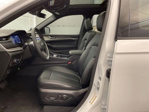 New 2026 Jeep Grand Cherokee Limited image 16