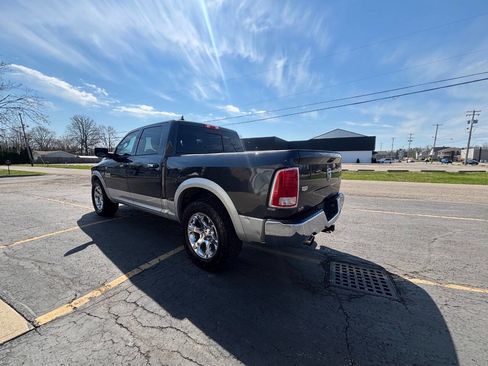 Used 2014 RAM 1500 Laramie w/ Convenience Group image 3