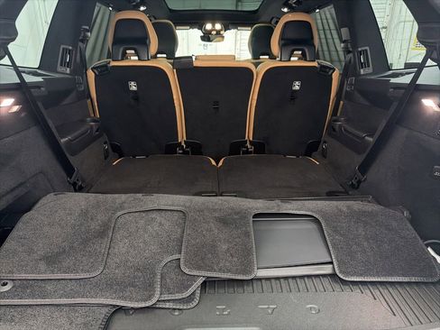 Used 2023 Volvo XC90 T8 Ultimate w/ Lounge Package AWD/4WD image 26