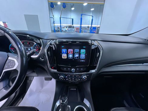 Used 2018 Chevrolet Traverse Premier w/ Redline Edition AWD/4WD image 23