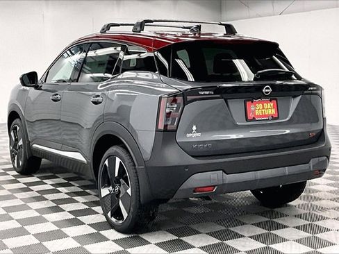New 2026 Nissan Kicks SR w/ Cold Weather Package image 3