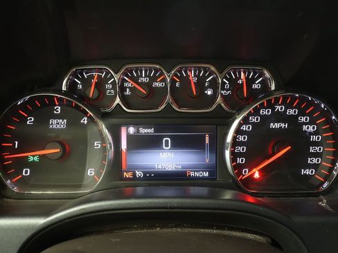 Used 2015 GMC Sierra 1500 SLT w/ SLT Crew Cab Value Package image 8