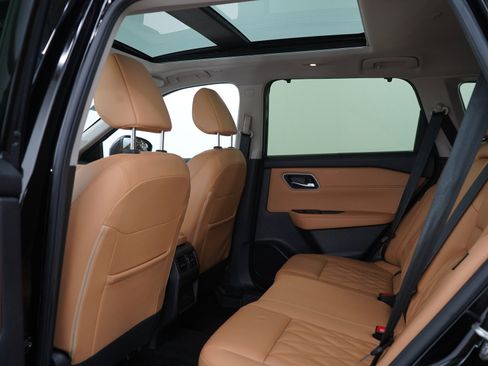 Used 2023 Nissan Rogue Platinum AWD/4WD image 20