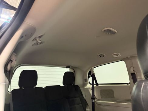 Used 2016 Dodge Grand Caravan SE w/ Quick Order Package 29E SE FWD image 77