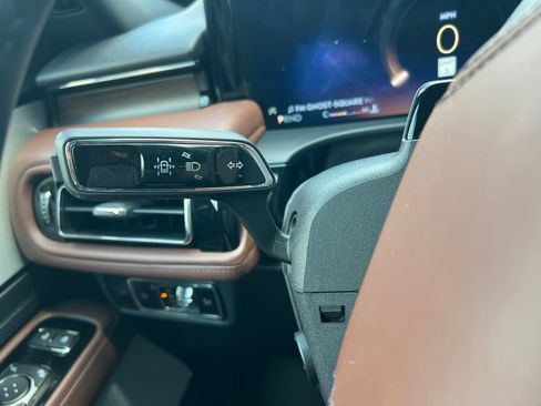 Used 2025 Lincoln Aviator Reserve w/ Luxury Package AWD/4WD image 21