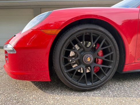 Used 2016 Porsche 911 Carrera GTS RWD image 8
