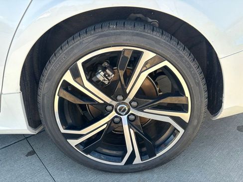 Certified 2024 Volvo S60 B5 Core w/ Climate Package AWD/4WD image 14