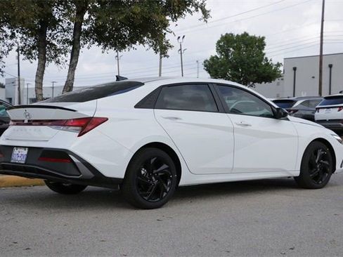 Certified 2026 Hyundai Elantra Sport image 5