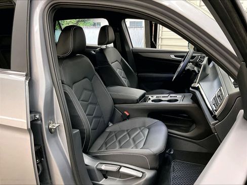 New 2026 Volkswagen Atlas Cross Sport SE image 30