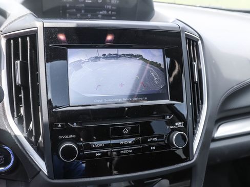 Used 2022 Subaru Forester Premium image 8