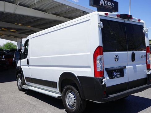 Used 2025 RAM ProMaster 2500 w/ U-Haul Equipment Group FWD image 2
