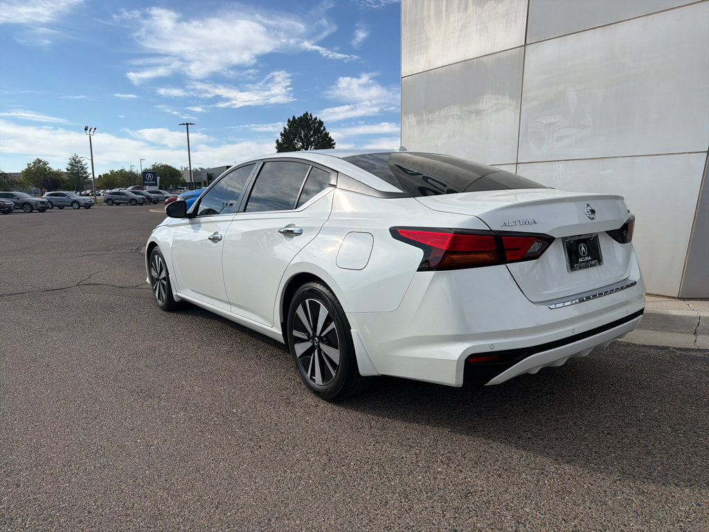 Used 2022 Nissan Altima 2.5 SV FWD image 7