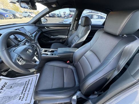 Used 2021 Honda Accord Sport image 11