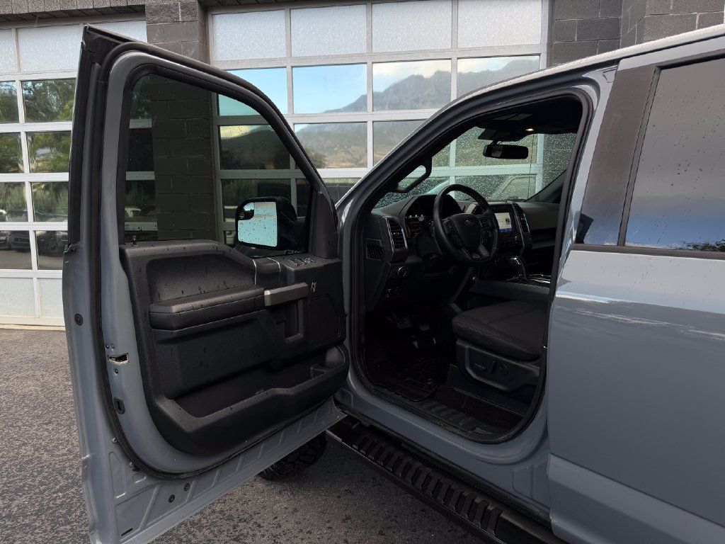 Used 2019 Ford F150 XLT w/ Equipment Group 302A Luxury AWD/4WD image 14