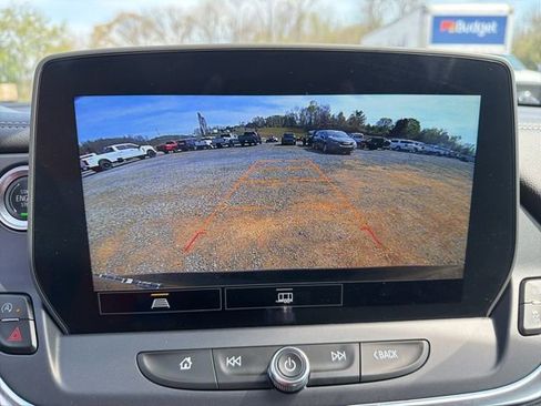 Used 2023 Chevrolet Blazer LT image 16