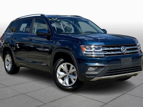 Used 2018 Volkswagen Atlas SE image 3